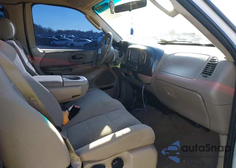 2003 Ford F-150 Lariat/Xl/Xlt from USA, damaged, VIN 2FTRX18L93CA04522